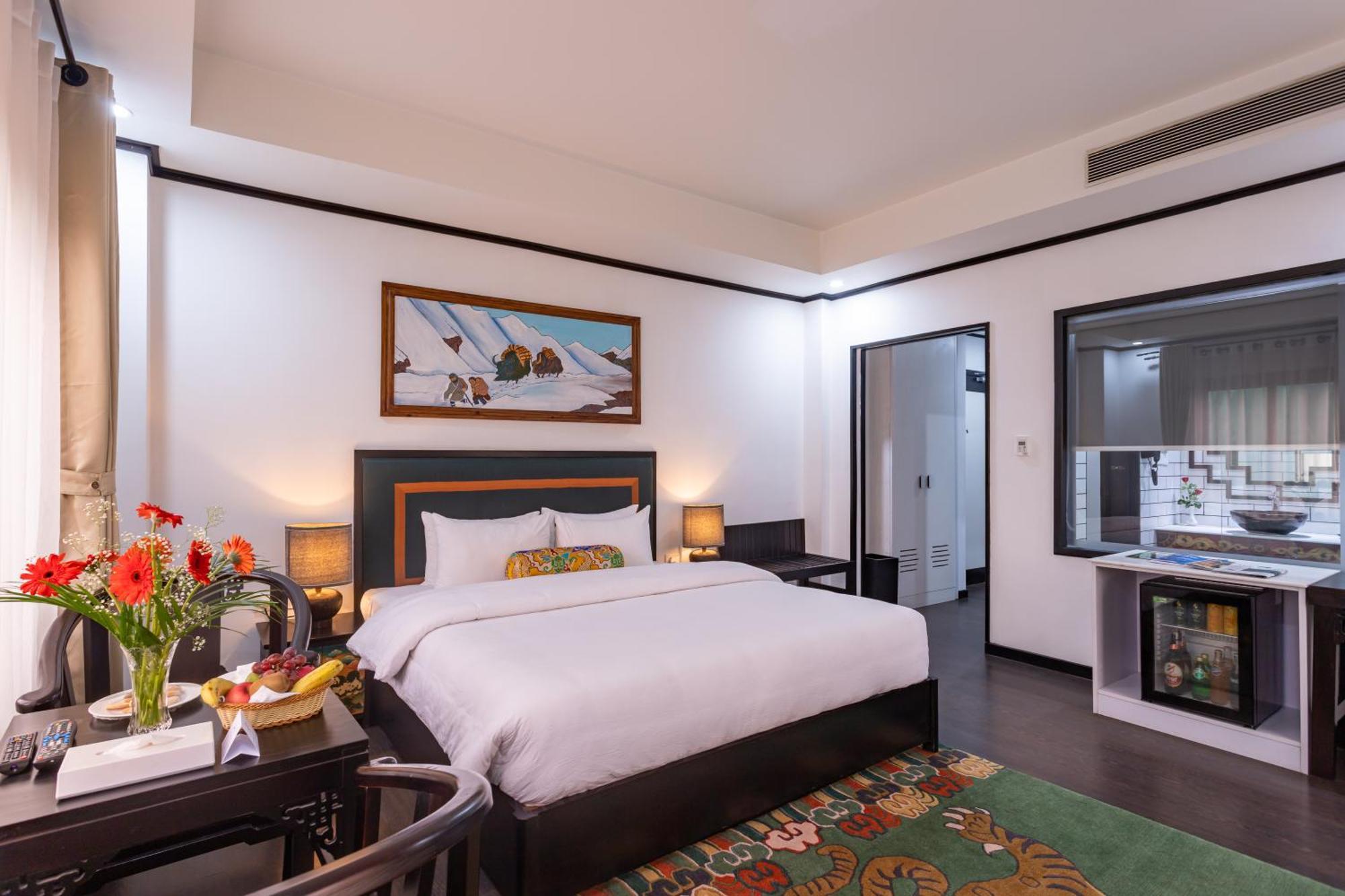 Hotel Lo Mustang Катманду Екстер'єр фото