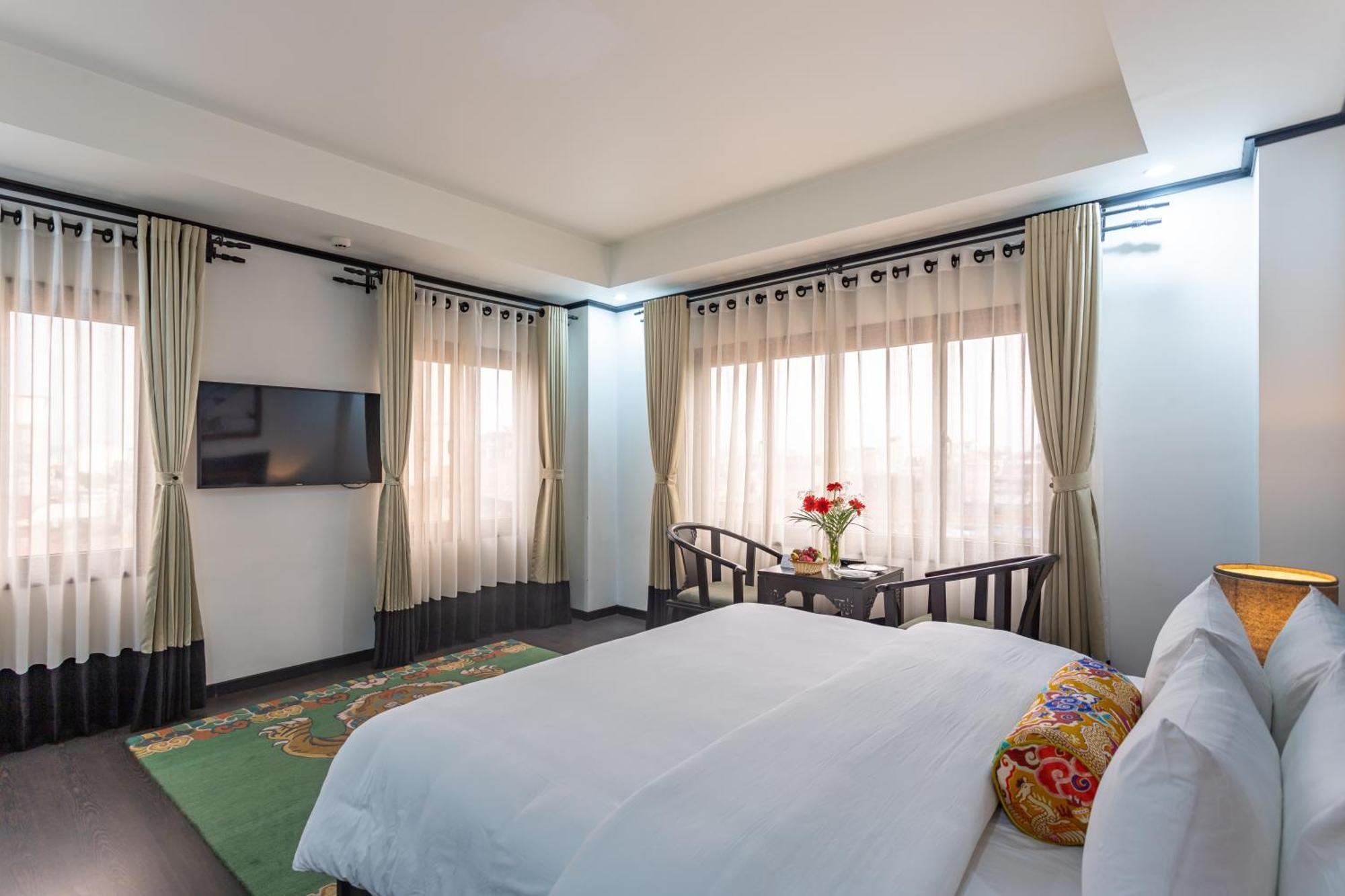 Hotel Lo Mustang Катманду Екстер'єр фото