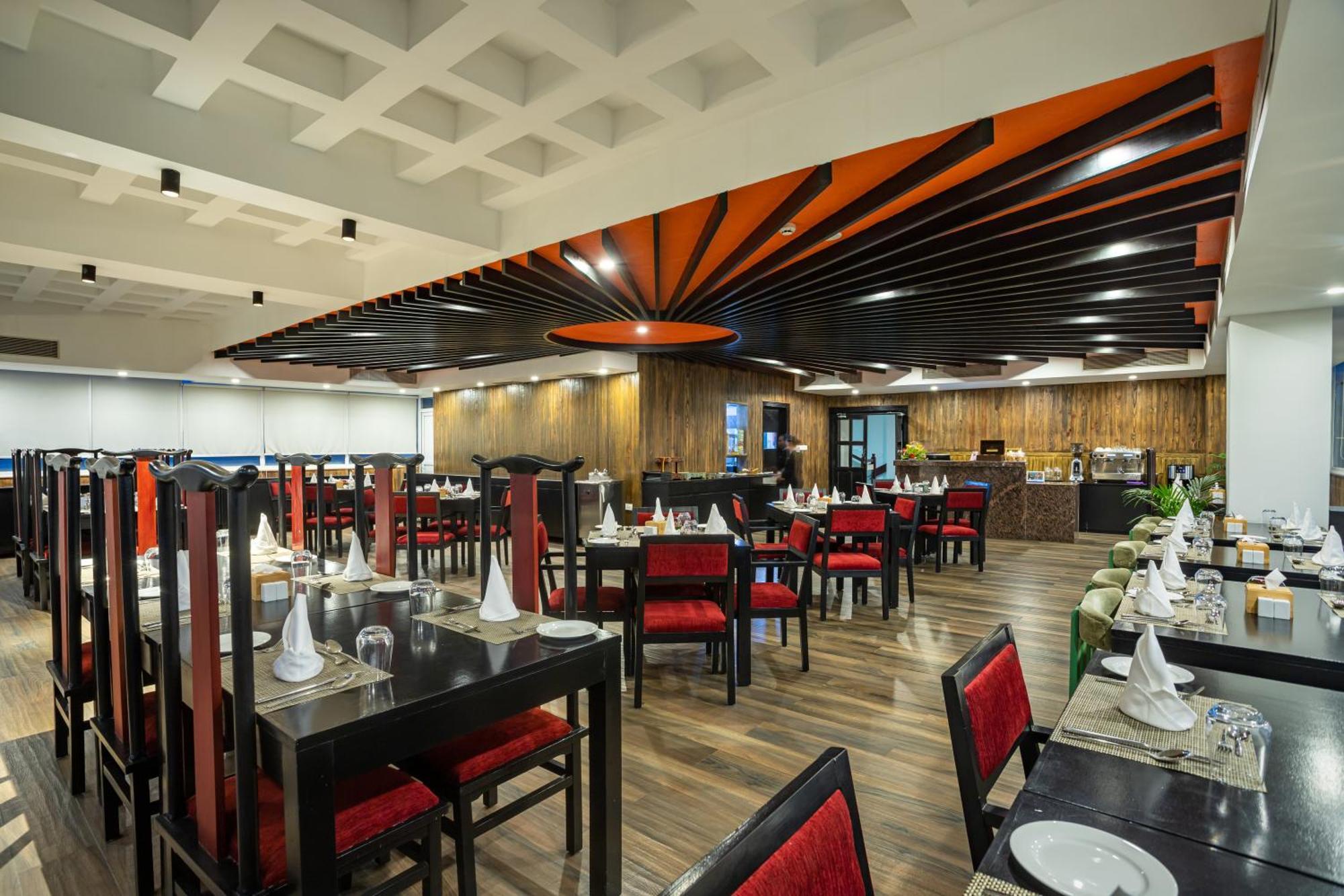 Hotel Lo Mustang Катманду Екстер'єр фото