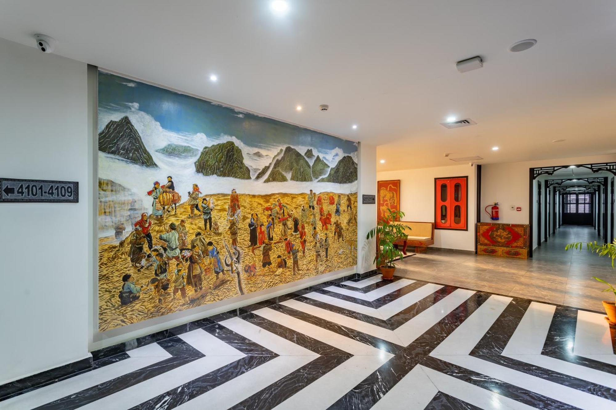 Hotel Lo Mustang Катманду Екстер'єр фото